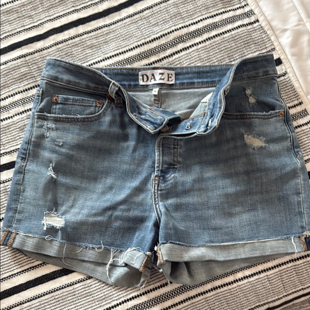 DAZE Women's Blue Denim Shorts